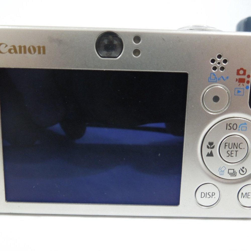 Canon PowerShot SD1000 7.1MP Digital Elph Camera with 3x Optical Zoom - Picture 3 of 8